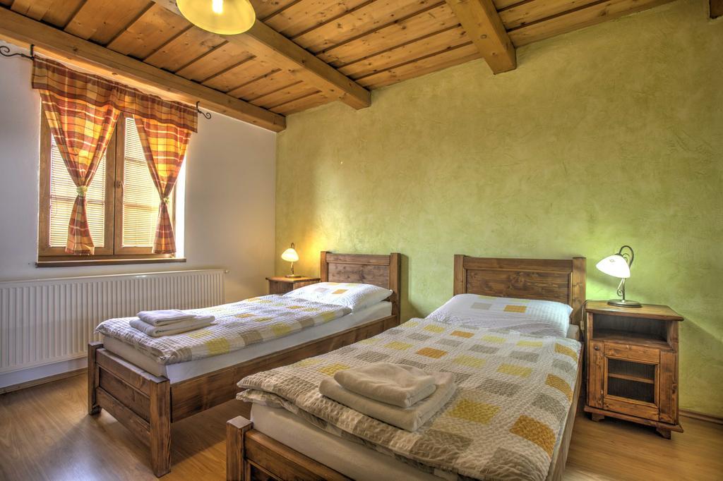Penzion Grobsky Dvor Slovensky Grob Номер фото